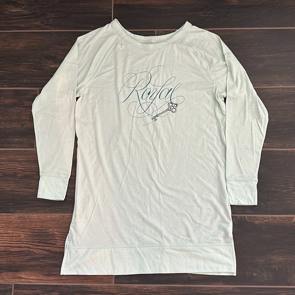 💖 Victoria’s Secret Sleep tee - Picture 3 of 9